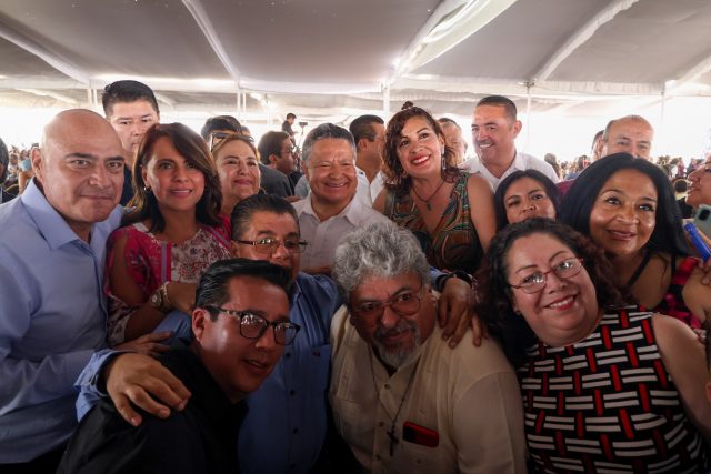 15_mayo_gobernador_dia-del-maestro_lg-38-1.jpg