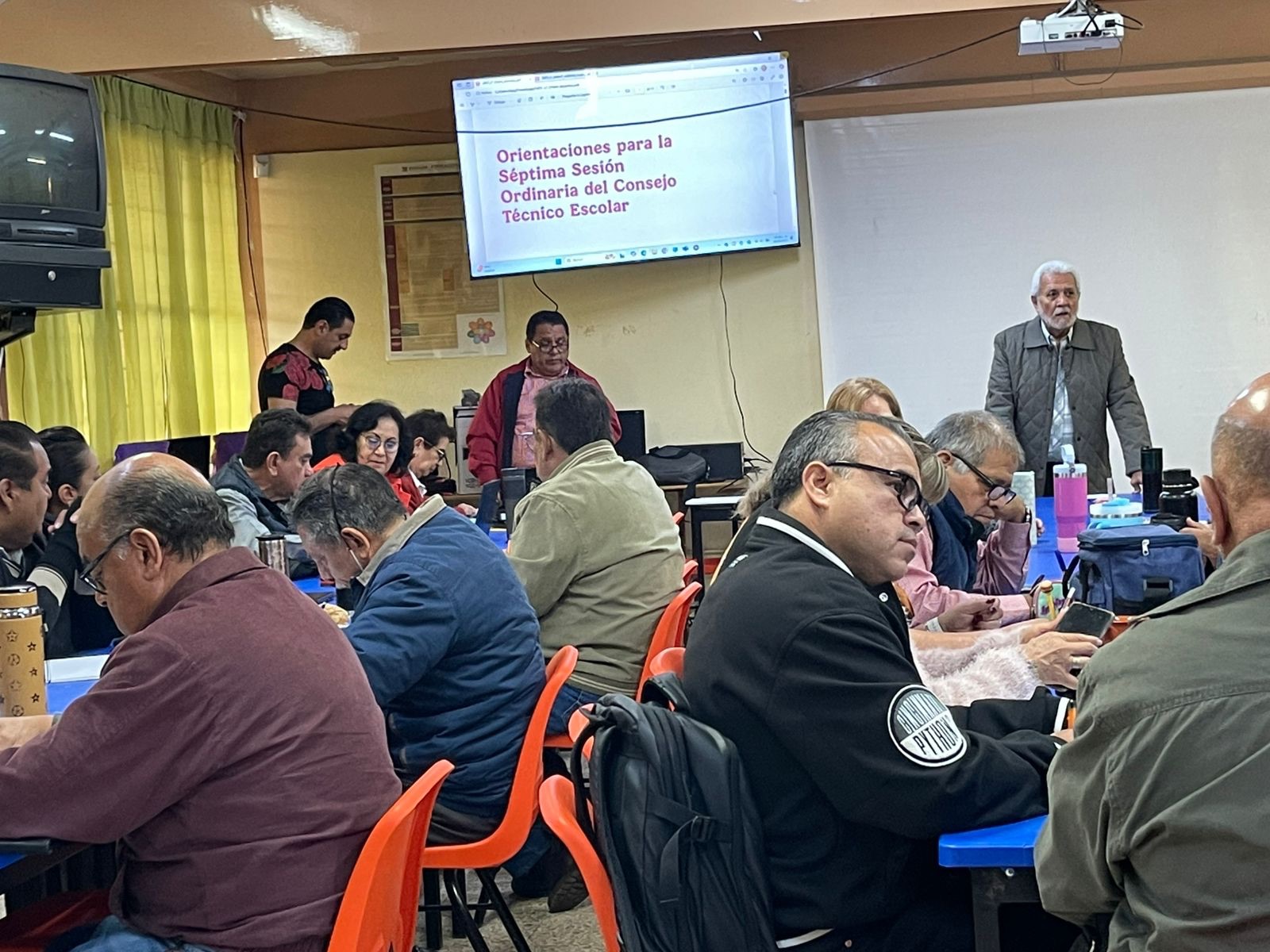 300525-seph-ihe-realizo-la-septima-sesion-ordinaria-del-consejo-tecnico-escolar-3-1.jpg