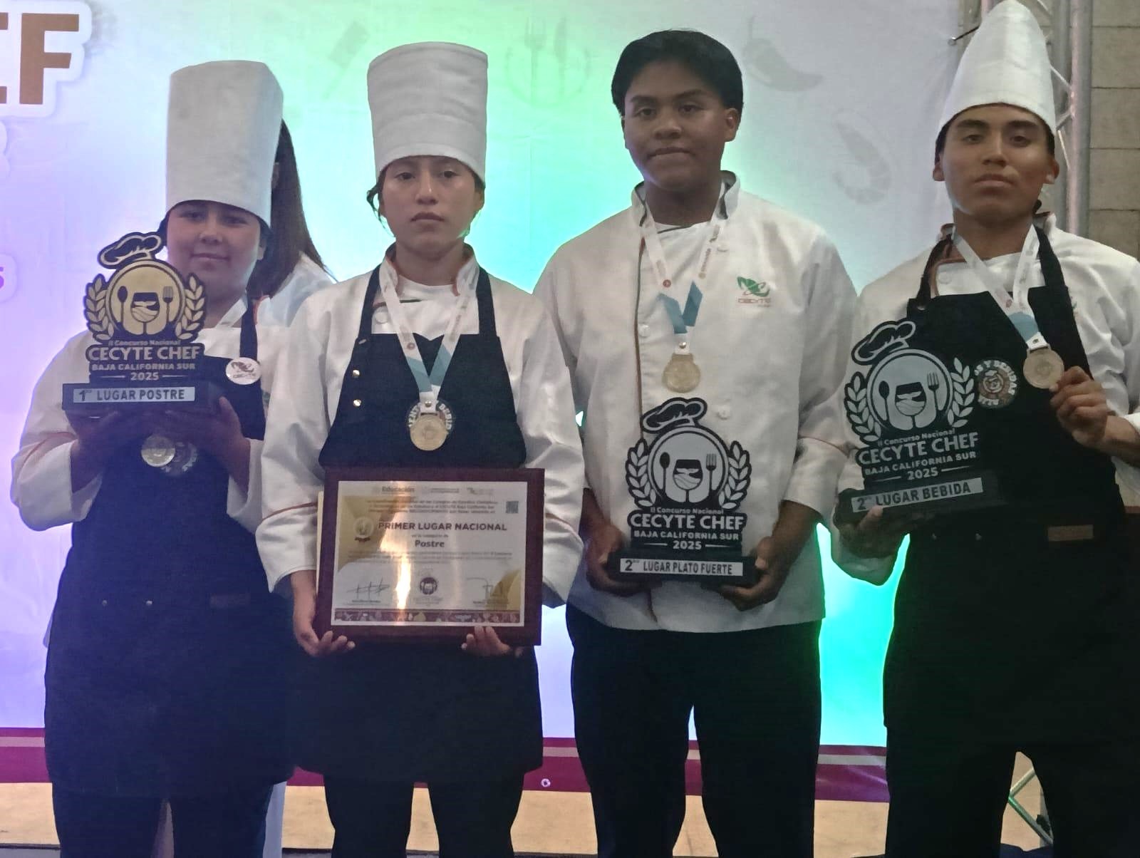 Estudiantes hidalguenses triunfan en Concurso Nacional CECyTE Chef 2025