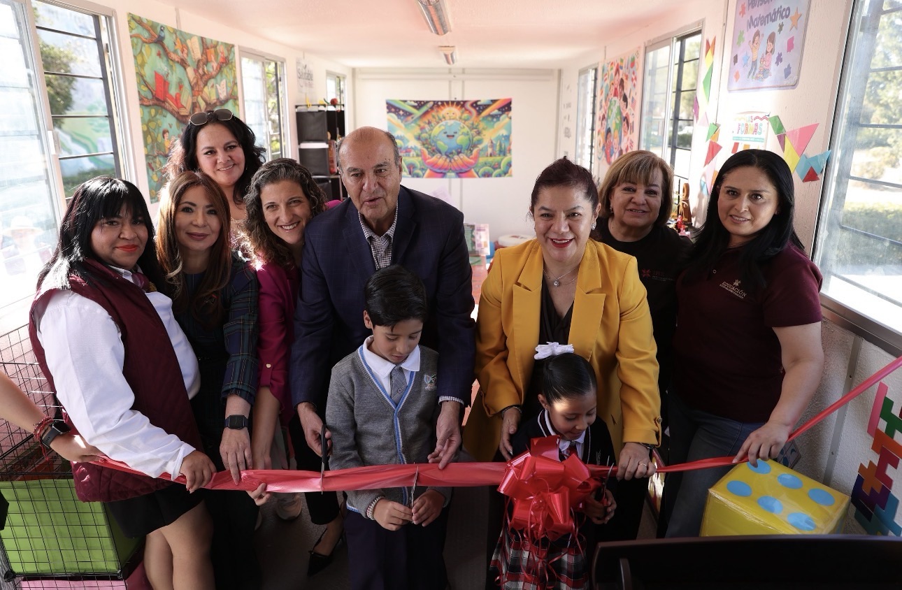 Natividad Castrejón pone en marcha Biblio Aula Móvil en Hidalgo