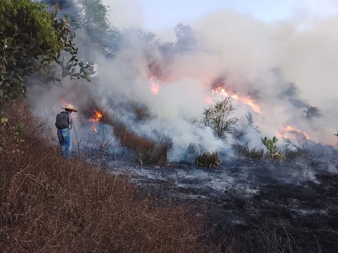 Incendio golpea patrimonio histórico en Tula