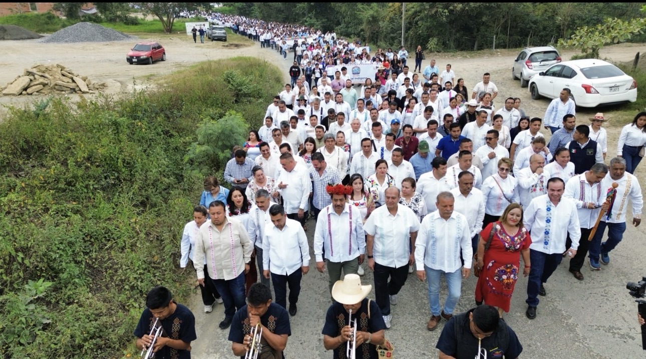SEPH y SNTE conmemoran 62 años del servicio bilingüe; refrendan compromiso con educación indígena