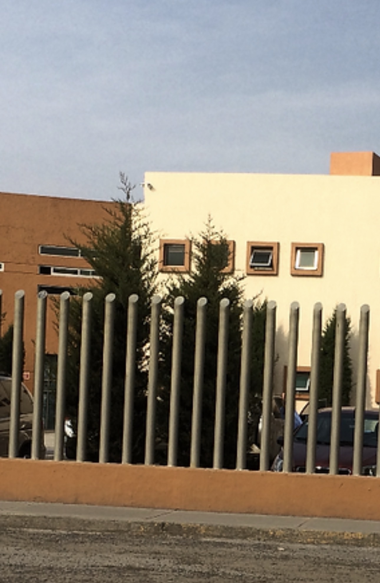 Centro médico responde ante quejas ciudadanas