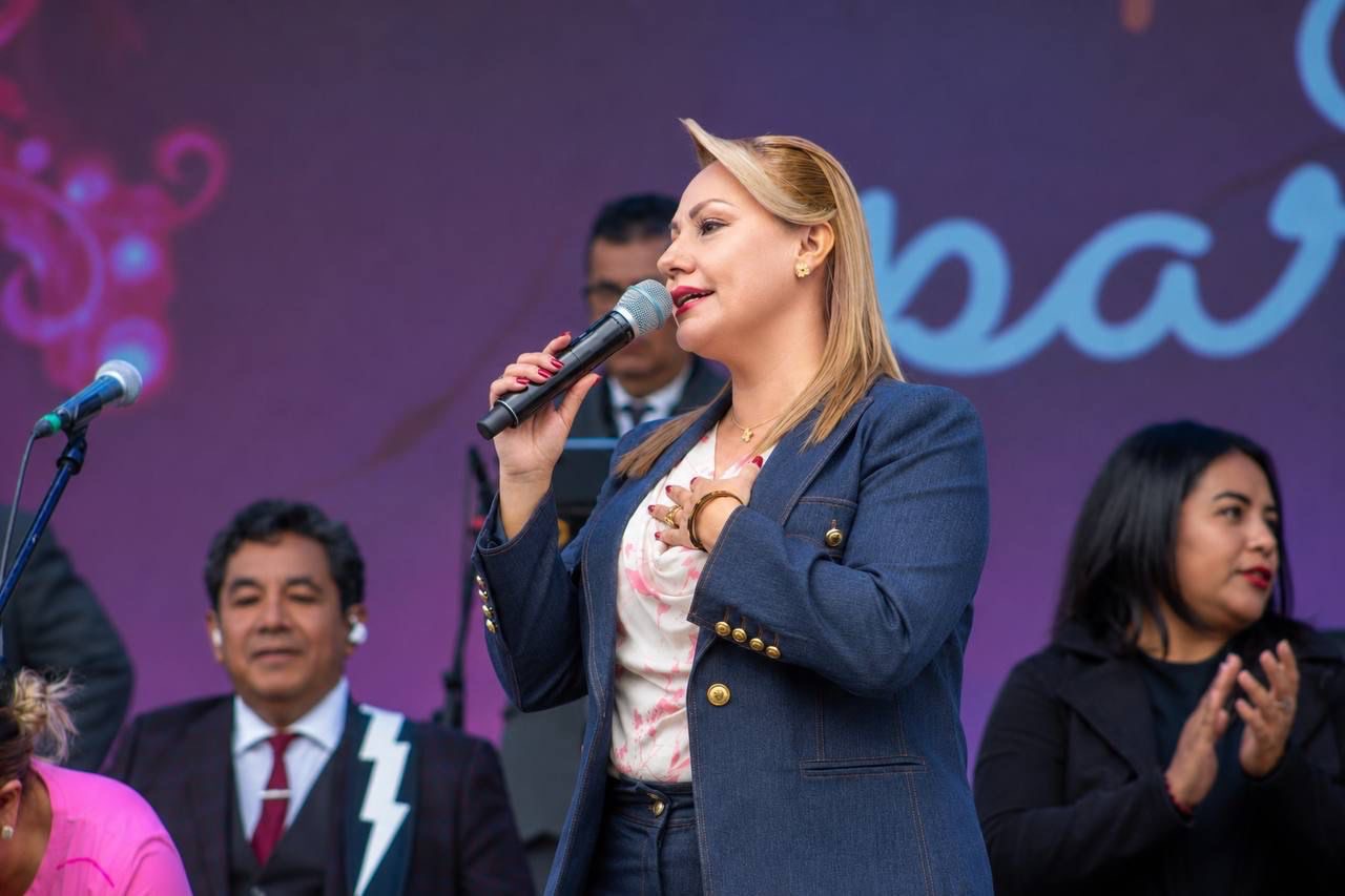 Más de mil 500 madres celebran en Zapotlán
