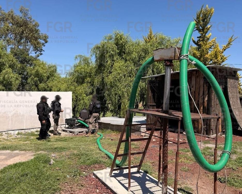 FGR asegura e inhabilita pozo de agua presuntamente irregular en Acatlán