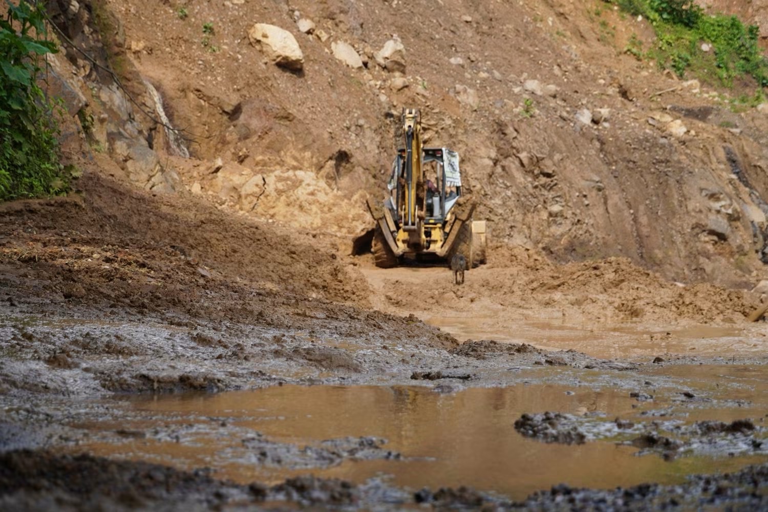Lluvias dejan incomunicada la Región Laguna en Tenango de Doria; varias comunidades quedan sin acceso
