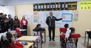 Primaria de Huichapan recibe 12 aulas nuevas con inversión de 12.9 millones de pesos